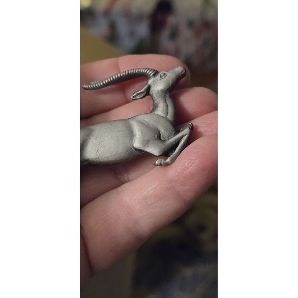 JJ Gazelle Brooch Pin Silver Tone  Antelope Impala Vintage - Picture 2 of 6